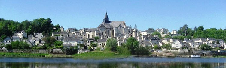 Candes-Saint-Martin from across the Loire river