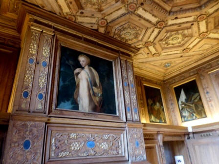 Cabinet des Grelots, study in chateau Beauregard 