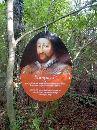 Francois I hanging in the portrait garden in the grounds of chateau Beauregard 