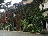 Great little pied a terre with separate private little walled garden