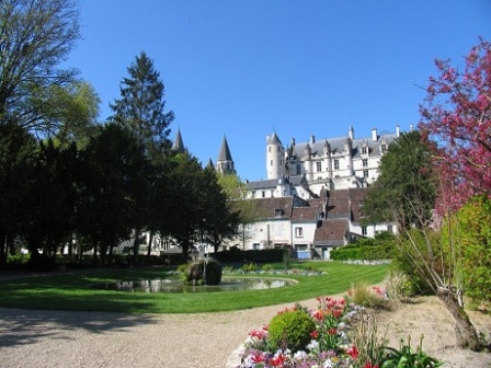 view of Royale Logis in Loches from public gardens