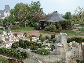 Mini chateau park in Amboise : Loire Valley
