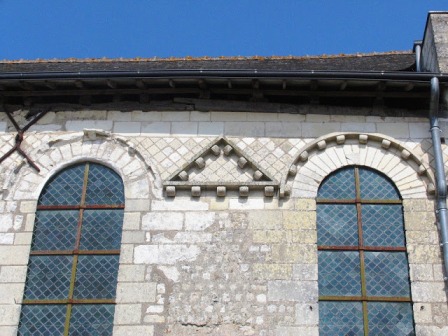  church of Cravant les Coteaux windows